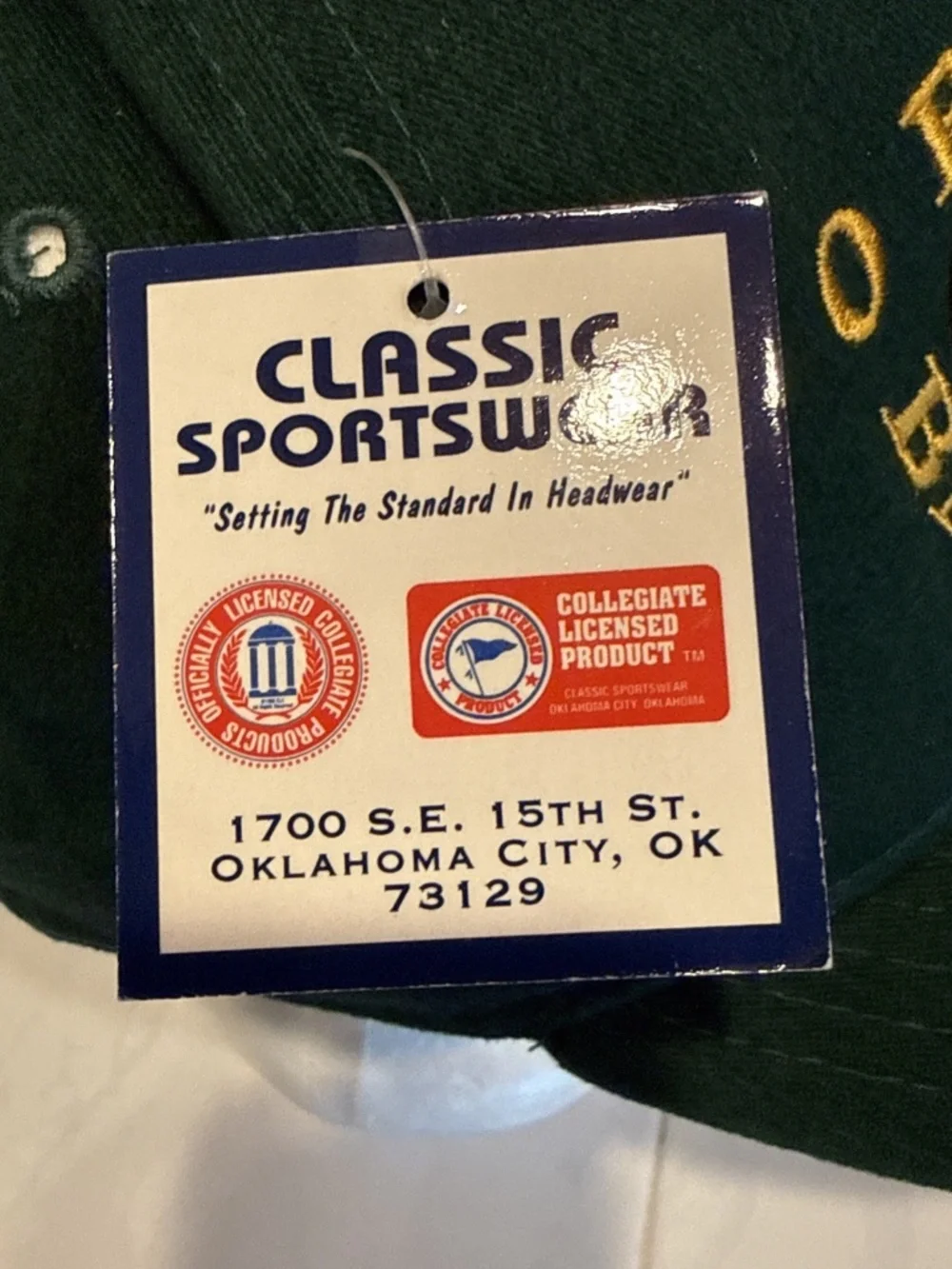*RARE/VINTAGE/NWT* Oregon Ducks Basketball Snapback / Hat by Classic Sportswear